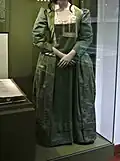 16th century dress