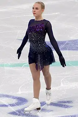 Niina Petrõkina performs at the 2024 World Figure Skating Championships.