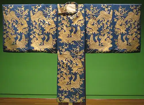 Kariginu for Noh theatre showing the repeating tanmono clearly