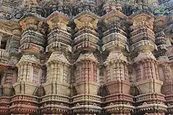 Outer wall of Lakhena temple