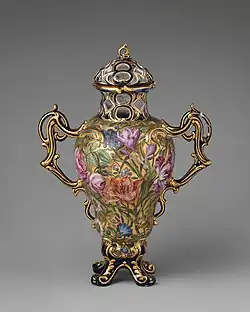 Rococo&nbsp;– perfume vase, by the Chelsea porcelain factory, c. 1761, soft-paste porcelain and burnished gold ground, Metropolitan Museum of Art