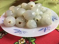 Peeled lychee fruits