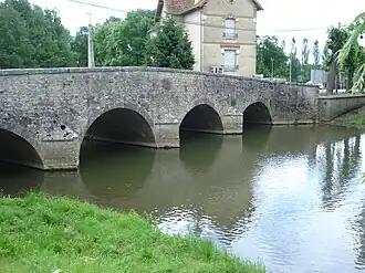 The Serein bridge in Annay-sur-Serein