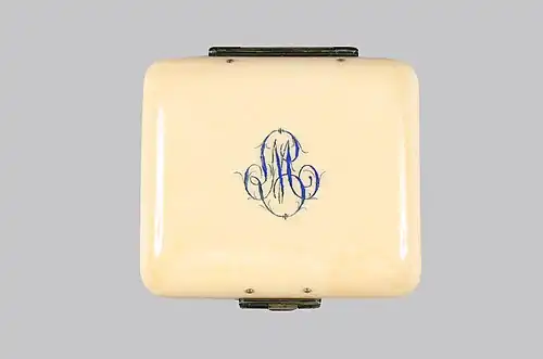 Rococo Revival monogram on a box, c.1880, ivory, metal and satin, Musée Galliera, Paris