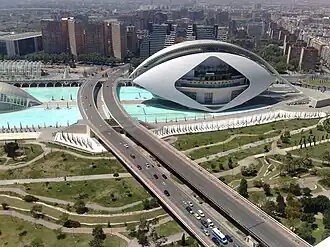 Aerial view of Montolivet Bridge, looking south