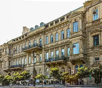 Townhouse at Istiglaliyyat Street 25