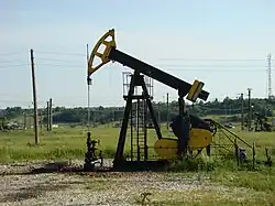 Oil derrick