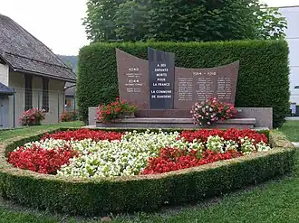 The war memorial in Randens