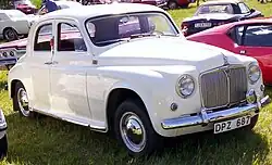 Revised grille (1952)