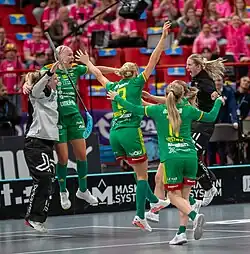 Team Thorengruppen players celebrating a goal in the 2021–22 finals