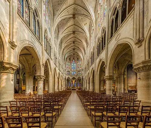 The nave, facing the choir and apse
