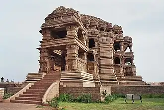 The Sasbahu Temple, Gwalior, built in 1096 CE by Kachchhapaghata dynasty ruler Mahipala (r. c. 1090–1105). of Kachchhapaghat