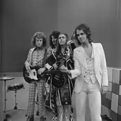Slade (1974)