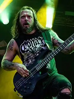 Leon performing with Soulfly in 2023
