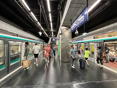 Esplanade de La Défense