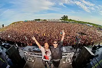 Frank performing b2b with Steve Aoki at VELD Music Festival 2016