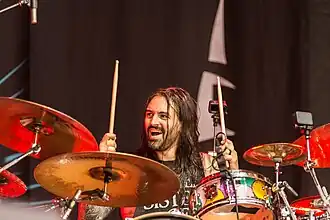 Weinberg performing with Suicidal Tendencies in 2024