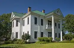 The Columns Bed and Breakfast