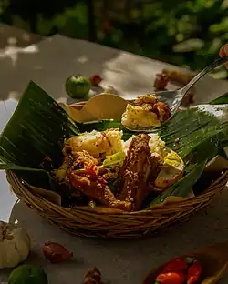 Tipat Kuah, a Balinese specialty