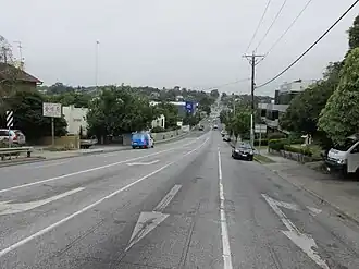 Toorak Road, looking west from Tooronga Road, Hawthorn East