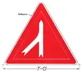 Second warning sign for a convergence of two motorways.