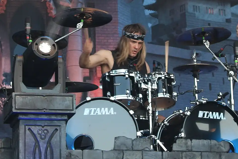 Wandtke performing live with Trivium in 2016