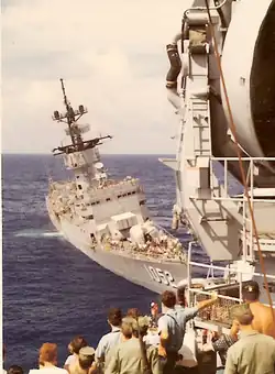 USS&nbsp;Chicago passes tow line to Knox after Knox was disabled by a JP-5 fire in engineering spaces on 4 March 1971, while en route from Guam to Hawaii.