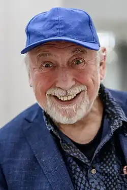 Urbain Servranckx signing an Urbanus comic (2004)