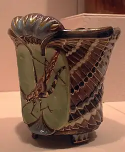 Glazed earthenware vase (1880–1885) (Metropolitan Museum)