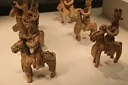 Jin cavalry with single mounting stirrup